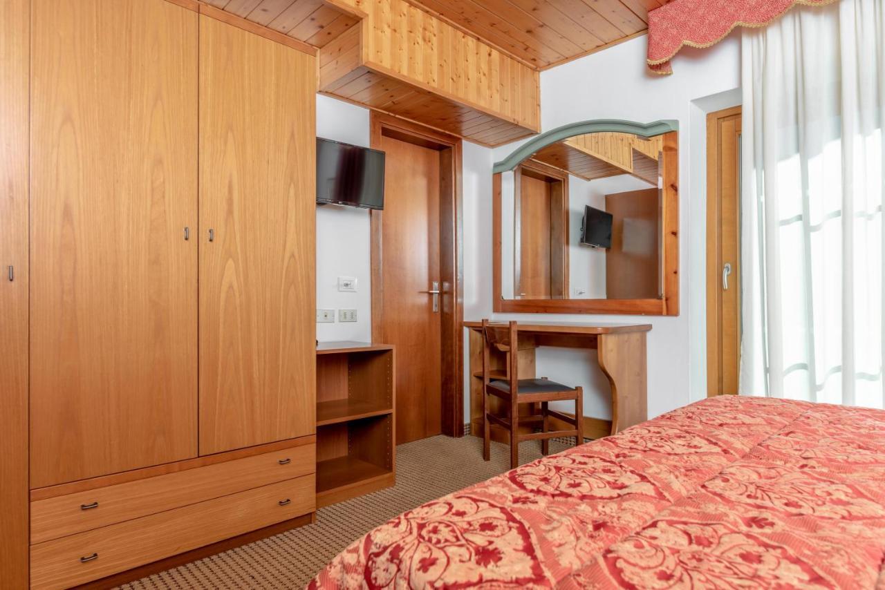 Hotel Italo Madonna di Campiglio Exterior foto