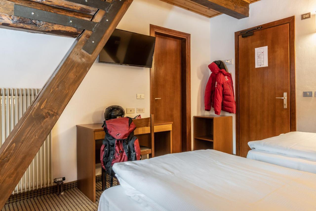 Hotel Italo Madonna di Campiglio Exterior foto